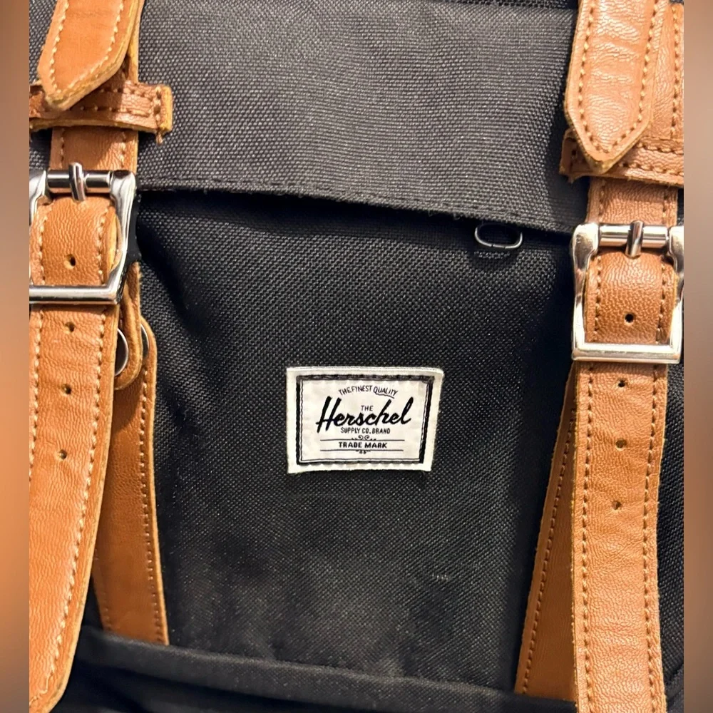 Herschel Supply Co. Little America Back Pack black tan